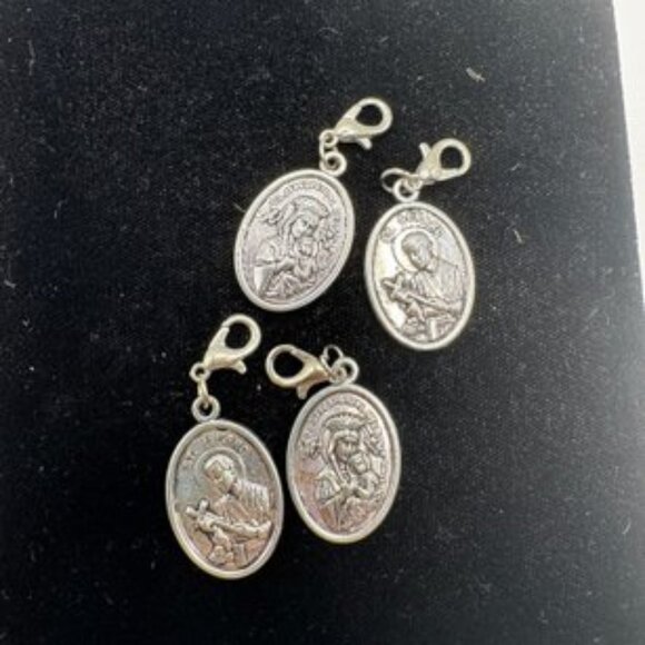Lot 9 Vintage Silver Catholic Saint Medal Charms Religious Pendants - Picture 2 of 5